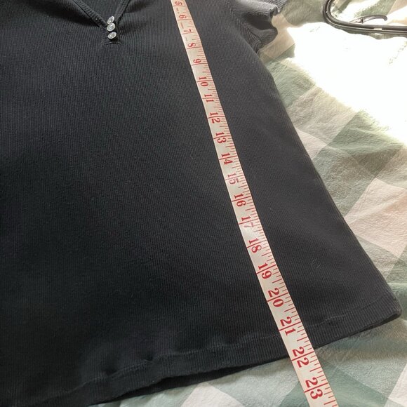 Y2K NWD Ribbed T-shirt Womens Black Short Sleeve Fitted 2000s Cropped Baby Tee - Picture 6 of 6